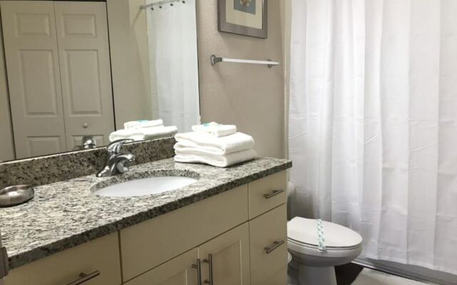 Lucaya Village 3040 #22-101