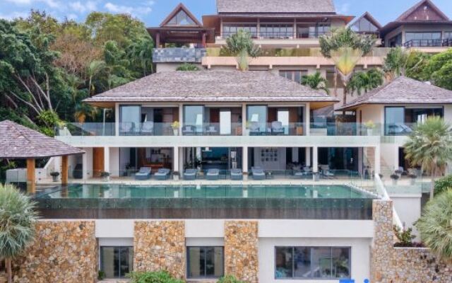 Villa Firefly