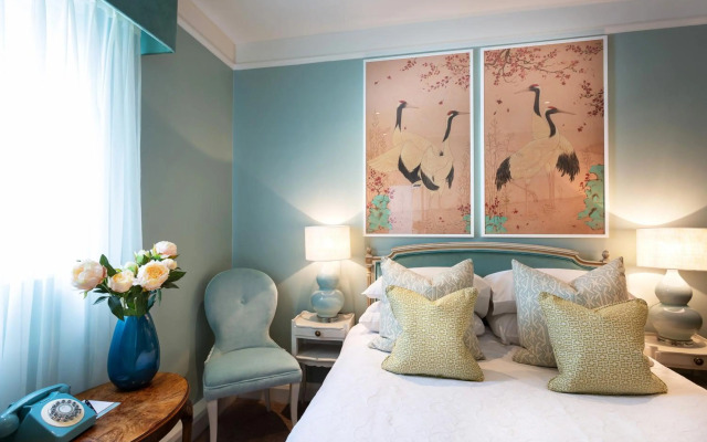 Roslin Beach Hotel