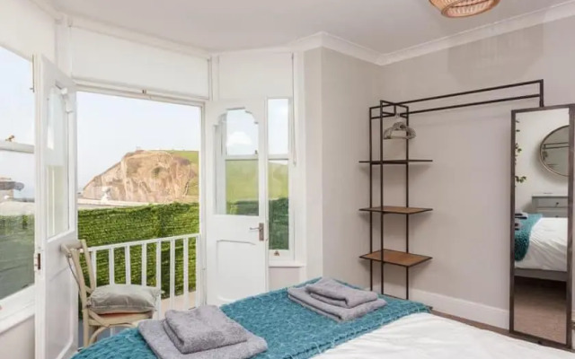 2 The Villa - 3 bedroom apartment with great views