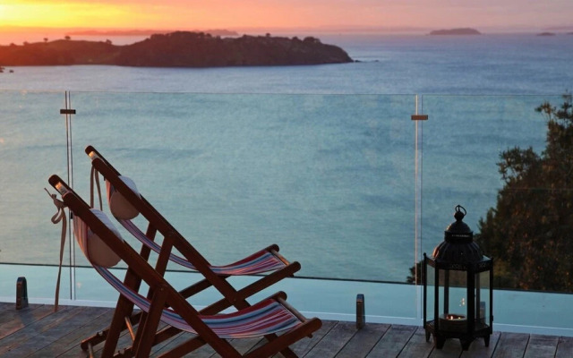 Claire's Luxury Hideaway