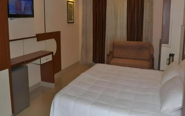 Nayak Beach Resort