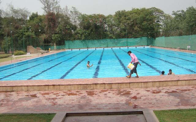 YMCA Greens
