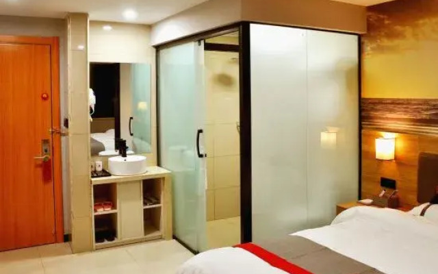 Junyi Hotel Chain (Huoqiu Guangming Avenue)