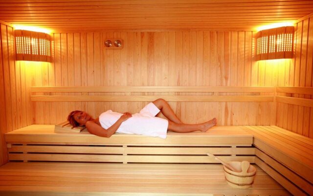 Crowne Plaza Sofia by IHG