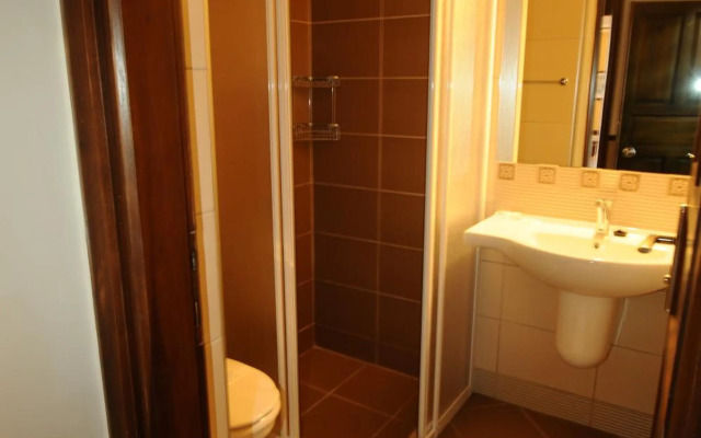 Hisar Holiday Club