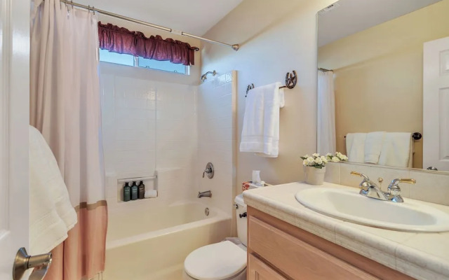 Western Oasis Corral