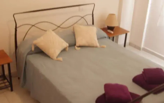 Universal Apartment