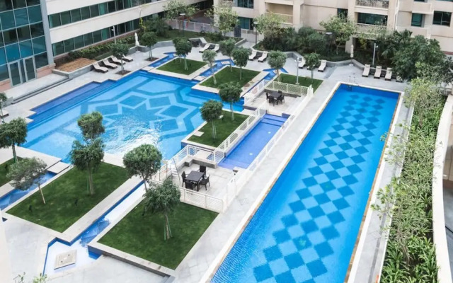 Beautiful 1BHk in 29 boulevard - 2505