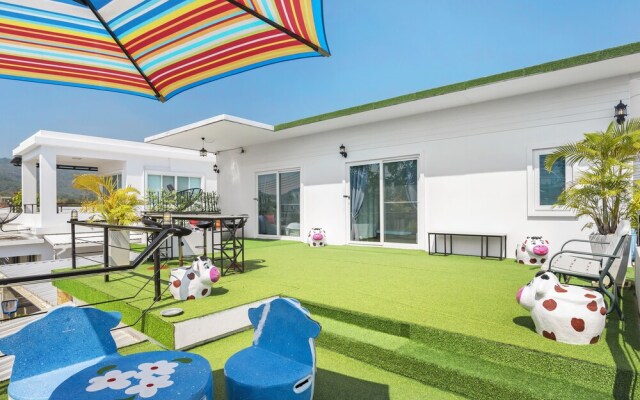 Timeless pool villa by Favstay