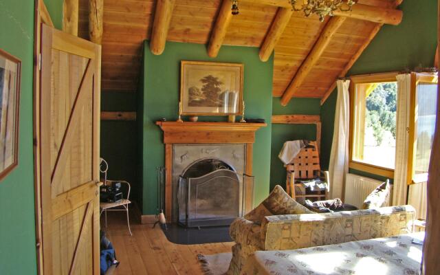 Estancia Peuma Hue Carre Lauken