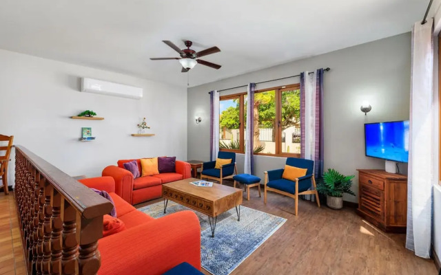 Spacious 4BR Villa Private Pool Cozy Location