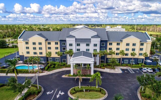 Fairfield Inn & Suites by Marriott Naples