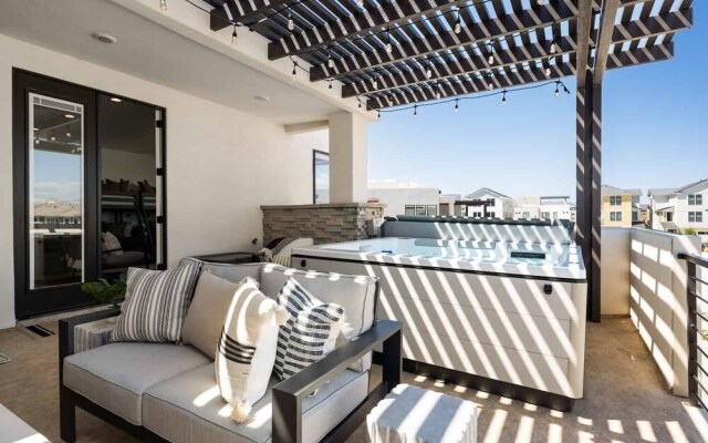 Sun-kissed Retreat 9 Bedroom Home