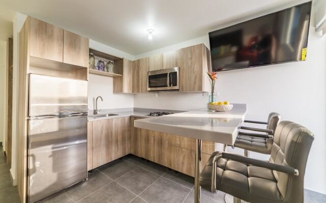 Turibana Plaza Suite 5 w Balcony
