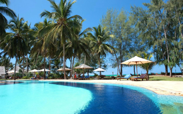 Bluebay Beach Resort & Spa