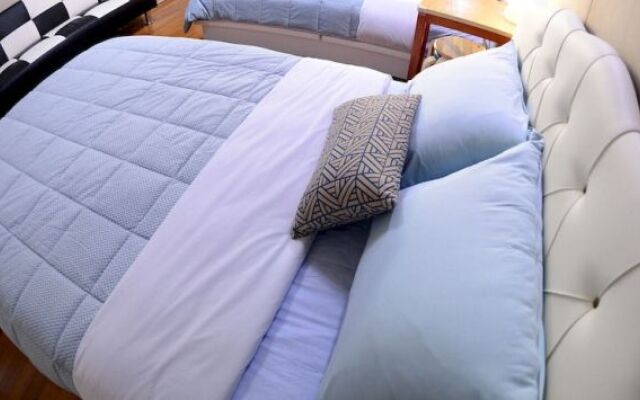 Gwanghwamun Luxury Studio Condo