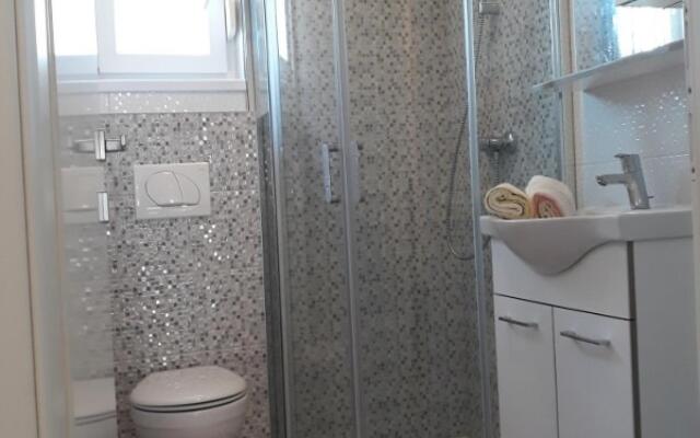 Memi - Great Location, Modern & Parking - A1 Marin