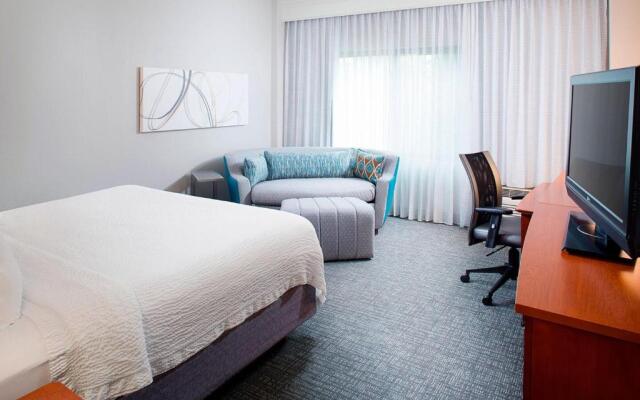 Courtyard by Marriott Roanoke Airport