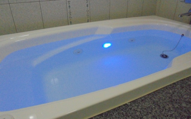 HOTEL MOULIN ROUGE - Adults Only