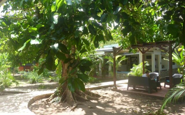 Aracari Garden Hostel