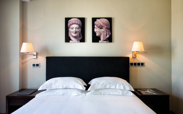 Athens Gate Hotel