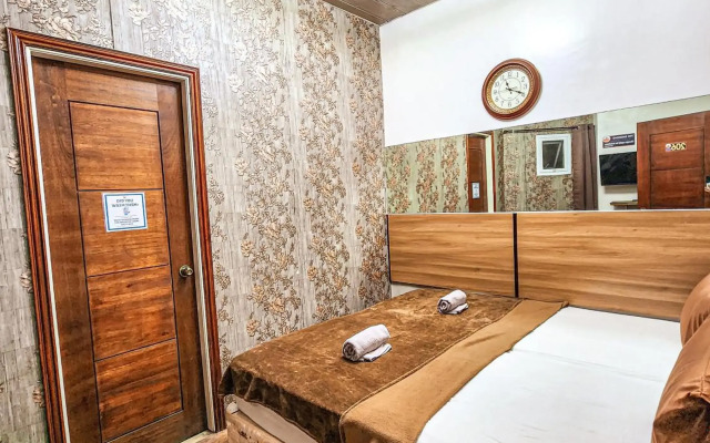 OYO 767 Hotel Urban - Khotel Kurban Hotel