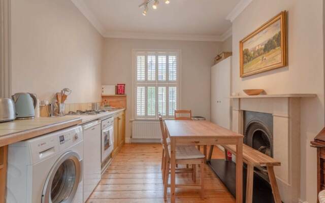 Charming Two Bedroom Home in West London
