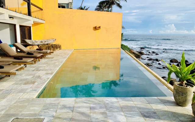 Thambilli Beach Front Villa