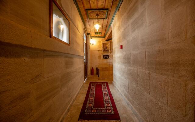 Ada Cave Suites Hotel