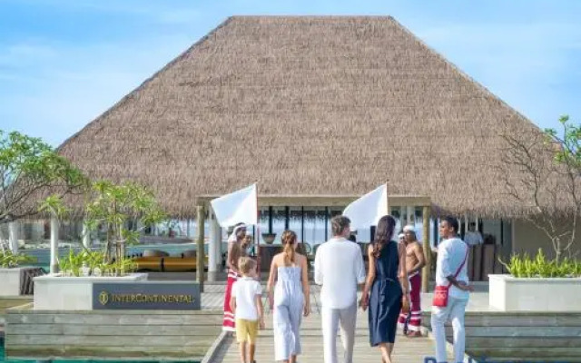 InterContinental Maldives Maamunagau Resort by IHG