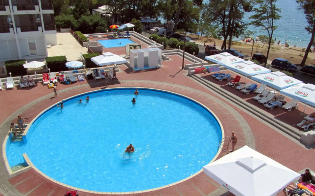 Hotel Kolovare