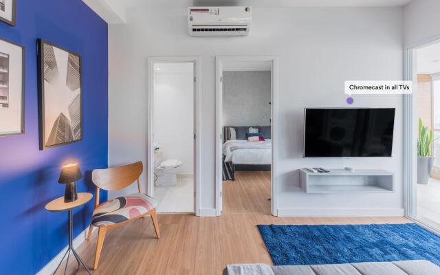 Apartamento completo com sacada - Vila Olímpia