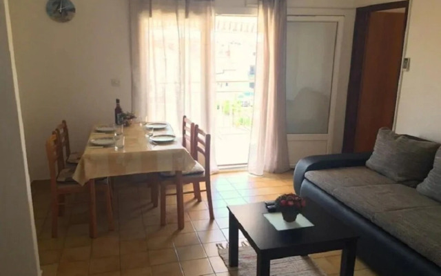 Ognjen - Family Apartments With Free Parking - A1