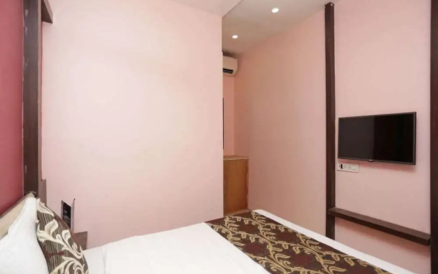 Hotel Metro 7x11 by OYO Rooms