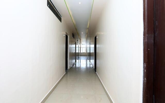 OYO 24623 Chetana Residency