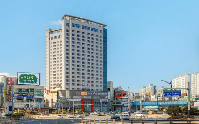 The Sky Hotel