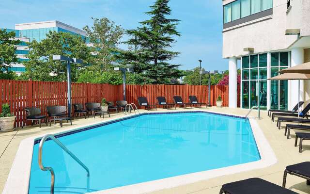 Wyndham College Park North / Washington DC Area