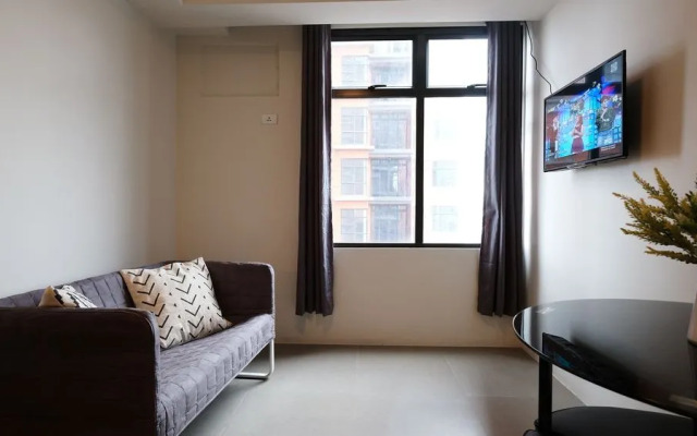 Portovita Tower 2BR 23rd FLR Black Unit W/ Balcony