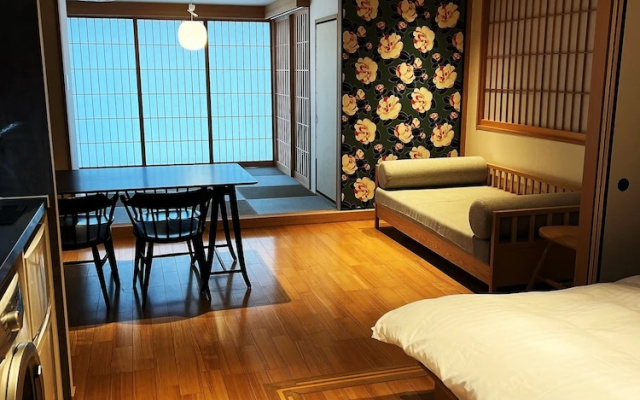 Nplus Tokyo Akihabara Premium