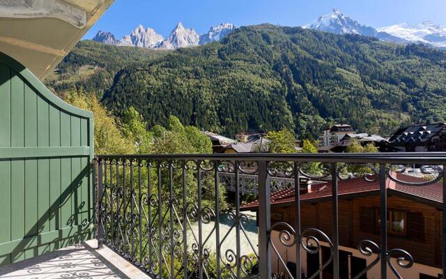 APARTMENT COSMIQUES - Central Chamonix - Sleeps 4