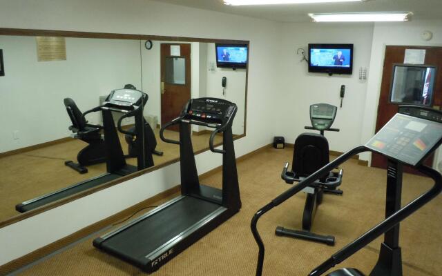 Red Roof PLUS+ Henderson