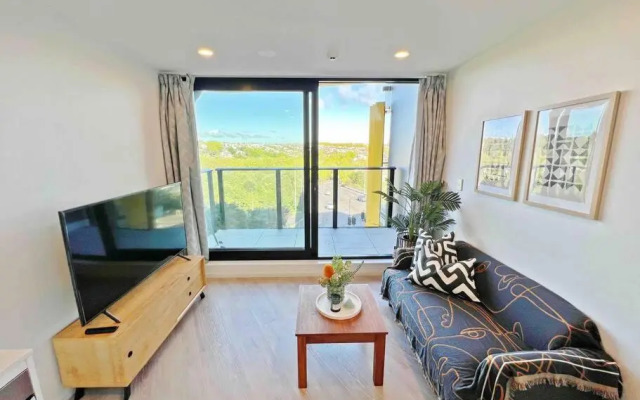 Stunning view 1-bedroom studio in city centre