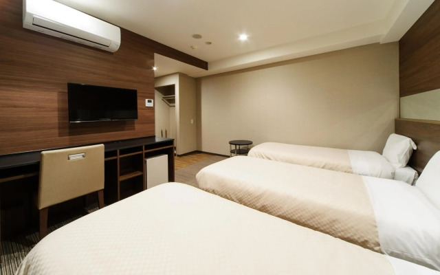 Osaka Fujiya Hotel