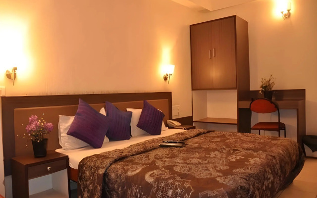 Hotel Aditya International