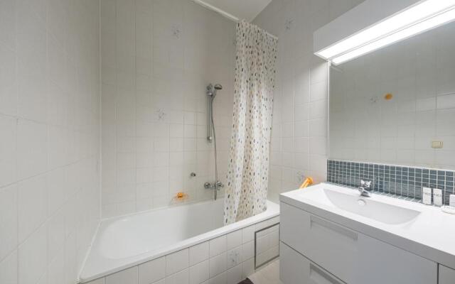 Westhinder 200m From Sea