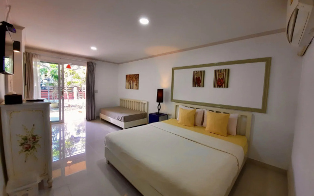 Koh Larn Riviera