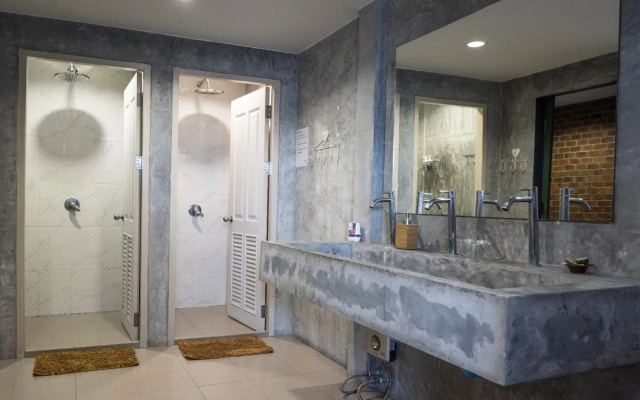 Yoo Yen Pen Sook Hostel
