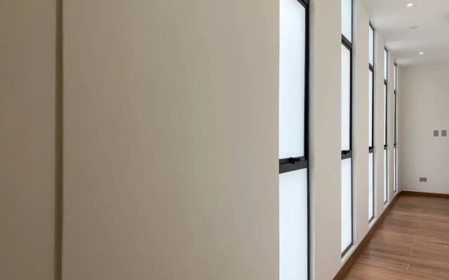 Lovely 2BR With Balcony in Miraflores