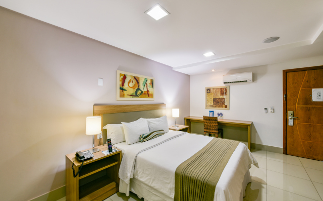 Plaza Inn Breeze Aeroporto